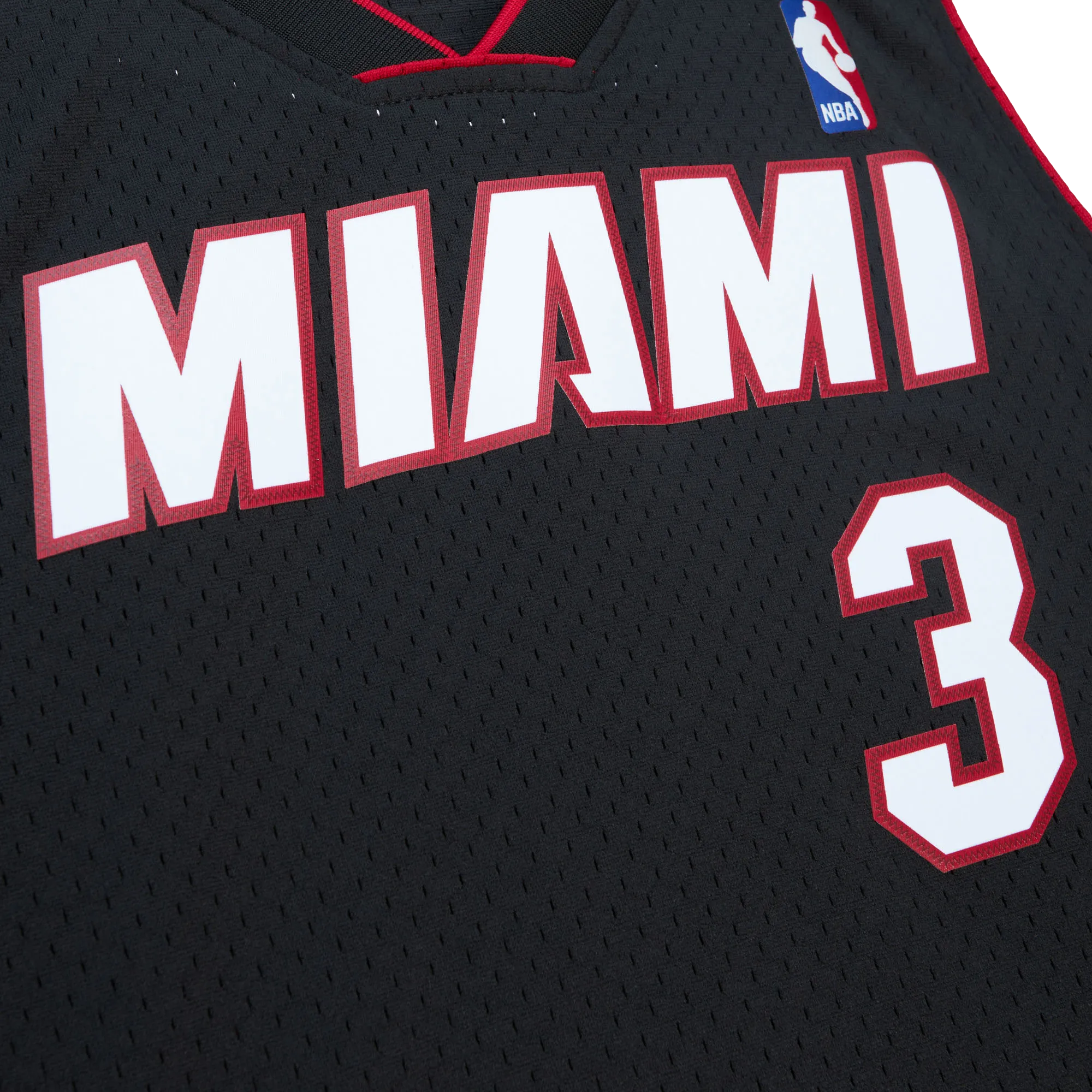 Dwyane Wade Mitchell & Ness Miami HEAT 2012-13 Youth Swingman Jersey