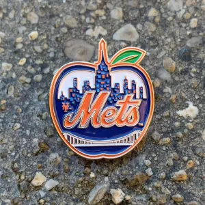 Mets Apple | Pin