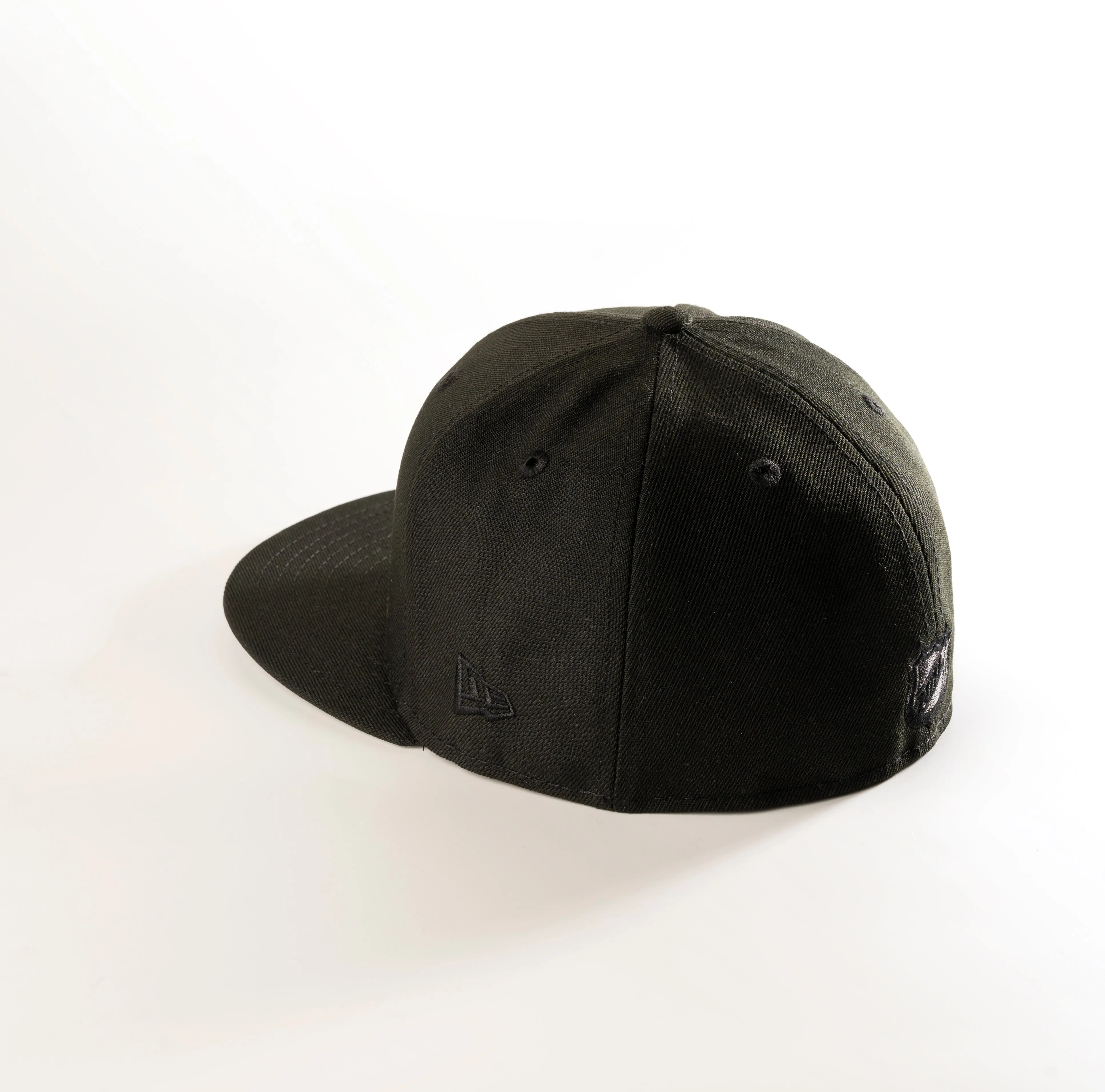 TORONTO MAPLE LEAFS BLACKOUT 59FIFTY FITTED HAT